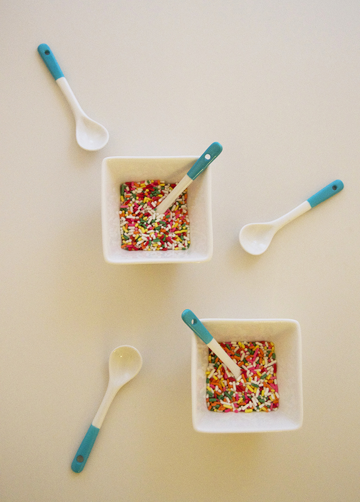 DIY Turquoise Dipped Porcelain Spoons - DC Girl in Pearls